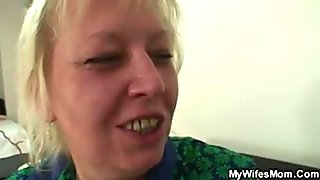 She finds him fucking her mom